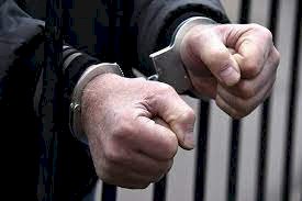 Банкте ойран салған басқыншы қамалды