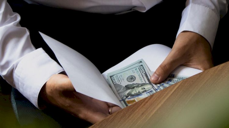 Заңсыз сыйақы алғандар 3 жылға сотталуы мүмкін