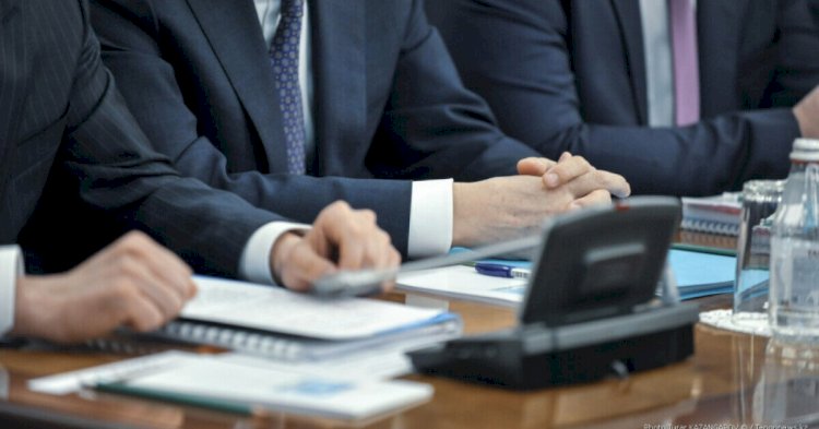 Кейбір мемқызметкерге кәсіпкерлікпен айналысуға рұқсат етілмек