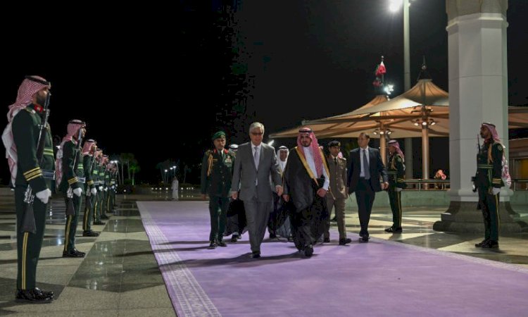 Тоқаев жұмыс сапарымен Жиддаға барды