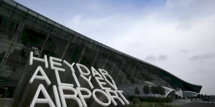 Найзағай салдарынан Алматыдан ұшқан ұшақ Бакуге қонды