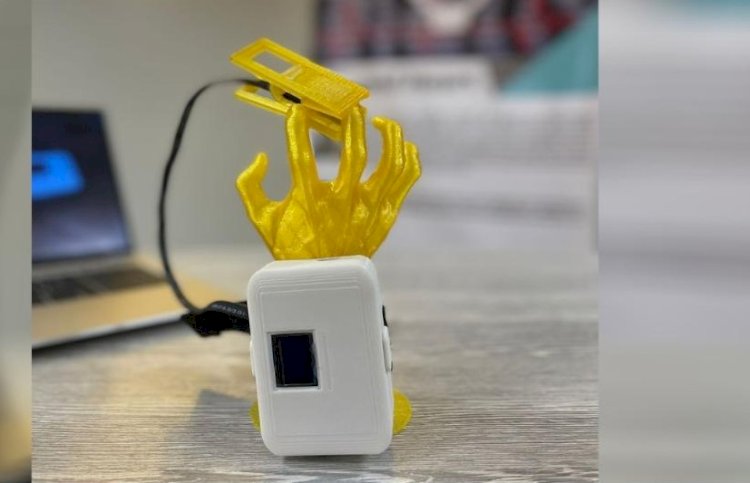 Оқушылар адам өмірін сақтап ұалатын сағат ойлап тапты