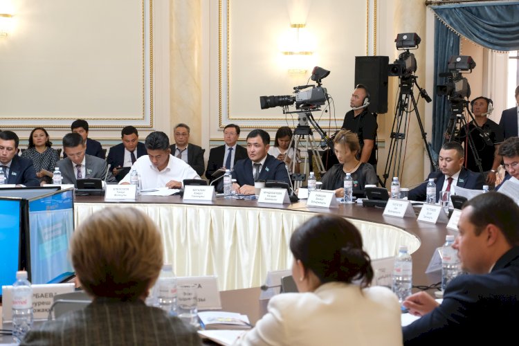 Алматыда апатты ағаштарды анықтау үшін заманауи технологиялар қолданылады