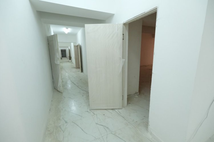 Мерзімінде құрылысты аяқтай алмаған мердігер мекемені Алматы әкімдігі сотқа берді