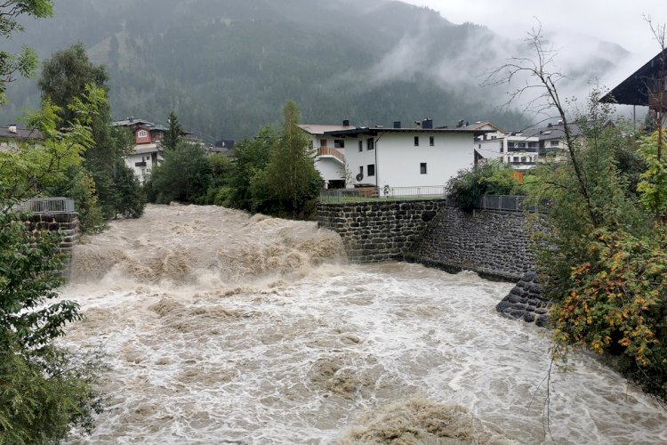 Австрияның оңтүстігінде өзендер арнасынан тасыды