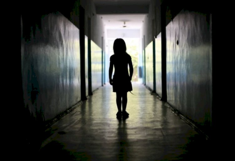 Асырап алынған жеткіншектерді балалар үйіне қайтару мәселесі өзекті болып отыр