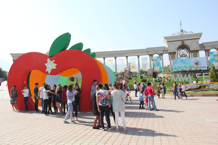 Қала күнін мерекелеу аясында Алматы аудандарында қандай іс-шаралар өтеді?