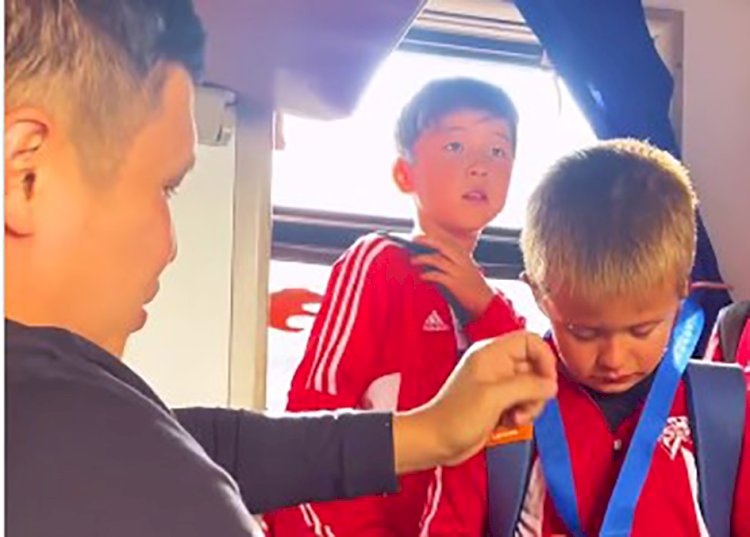 Мен оған медальді бергенде, оның көзінен қуаныш көрдім...