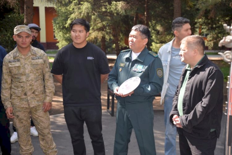 Офицер болу арманым