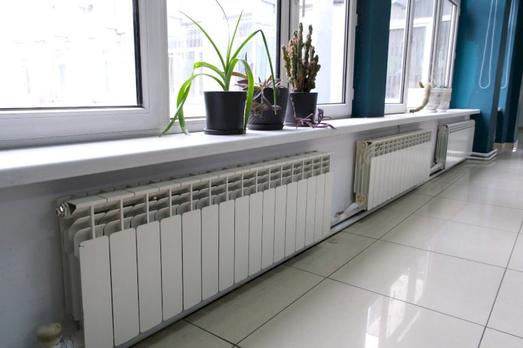 Алматыда әлеуметтік нысандарға кезең-кезеңмен жылу беру басталды