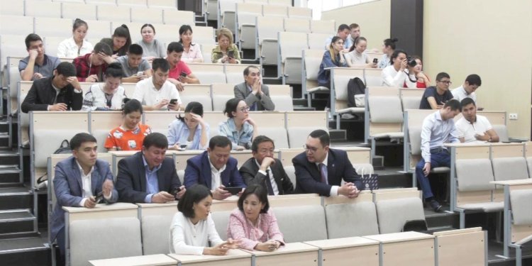 Израильдегі қазақстандық студенттер елге оралады