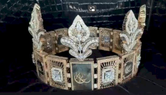 Қ.Асанбектің заңсыз жолмен алынған  1 млрд АҚШ доллары бұғатталды