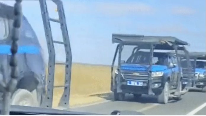 Көлік колоннасы мен митингке қатысты министрлік жауап берді