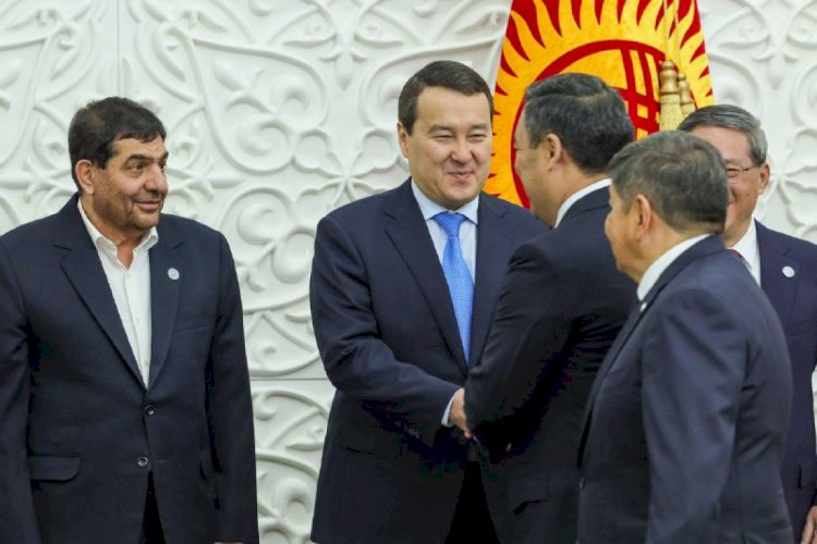 Әлихан Смайылов   Садыр Жапаровпен кездесті