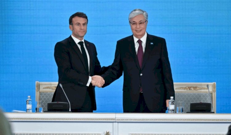 Франция Президенті қазақша пост жазды