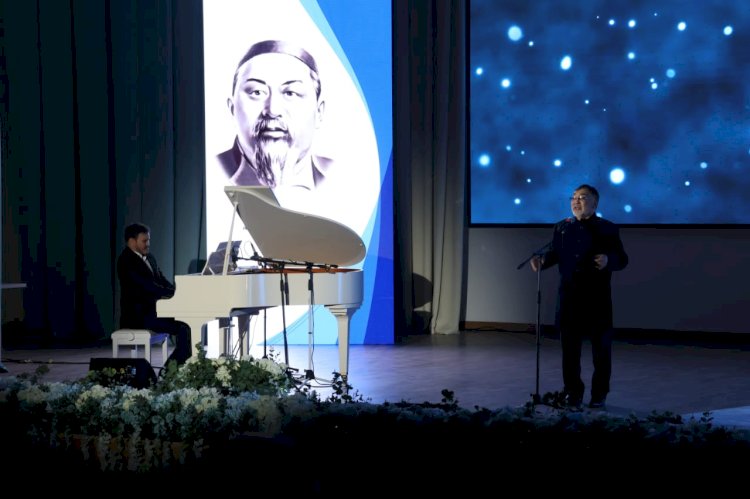 Алматыдағы мектеп оқушыларын жаңа форматта ұлы классиктердің шығармаларымен таныстыра бастады