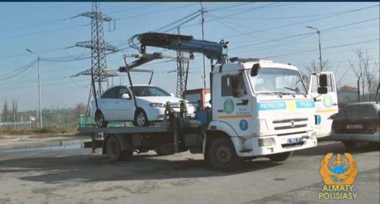 Алматыда жалған нөмірмен жүрген жүргізуші жауапкершілікке тартылды