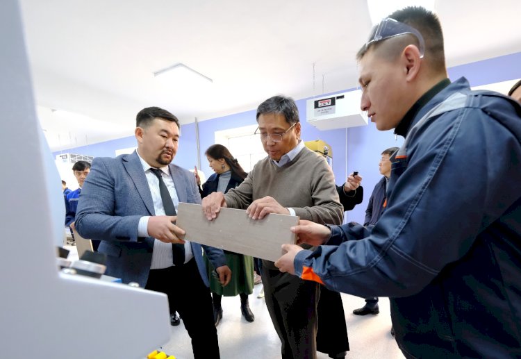 Ерболат Досаев ТжКБ дамыту туралы: «Біздің мамандар нарықта сұранысқа ие болуы тиіс»