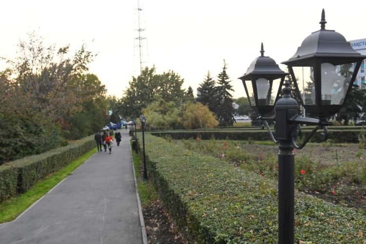 Бостандық ауданының көшелеріне 23 388 жарық орнатылды