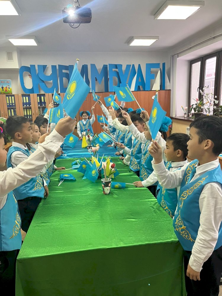 Алматы мектептерінде Тәуелсіздік мерекесі тойланды