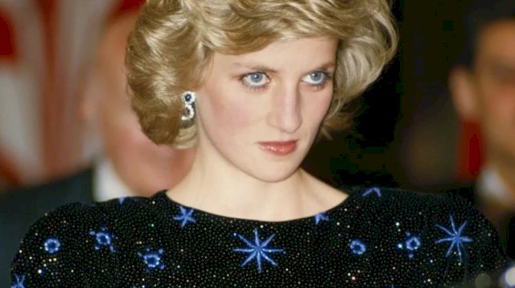 Қара көйлектің құны қанша?