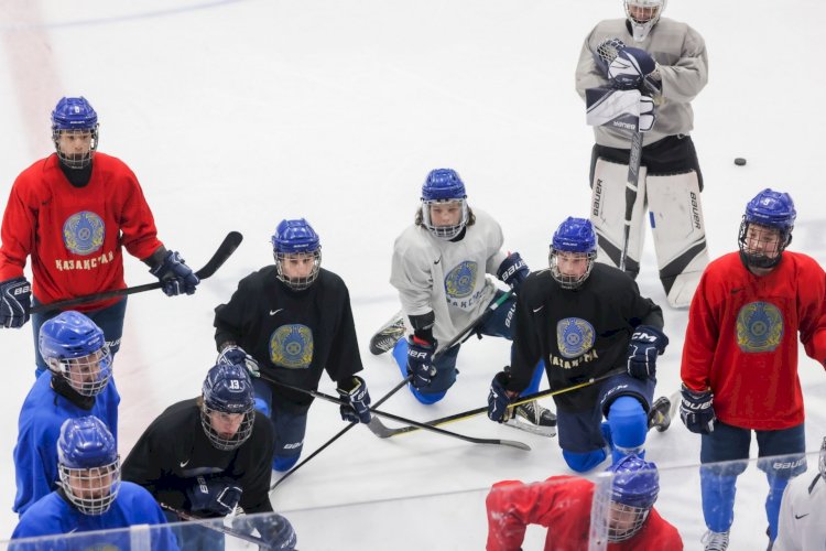 Хоккейден Қазақстан жасөспірімдер командасы Канвондағы қысқы ойындарға дайындалып жатыр