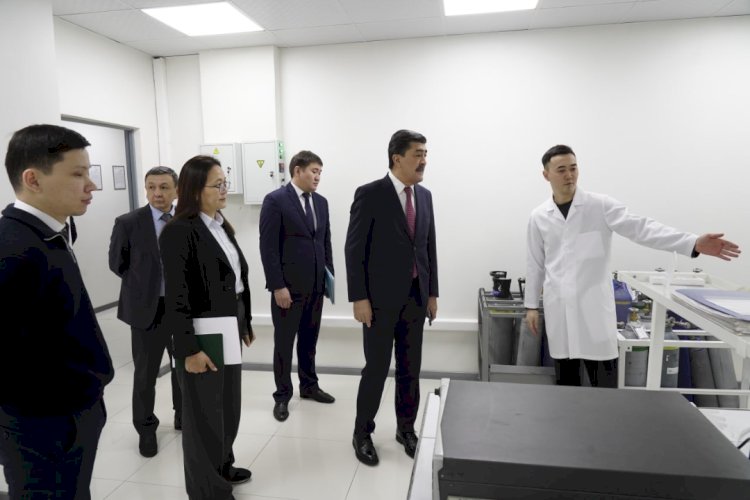 Экология министрі Қазгидрометке барды