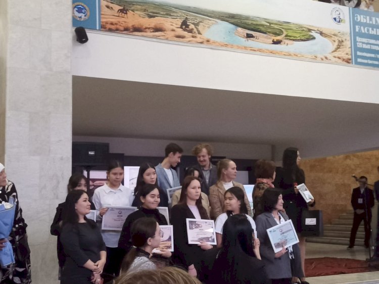 Үздіктер марапатталды