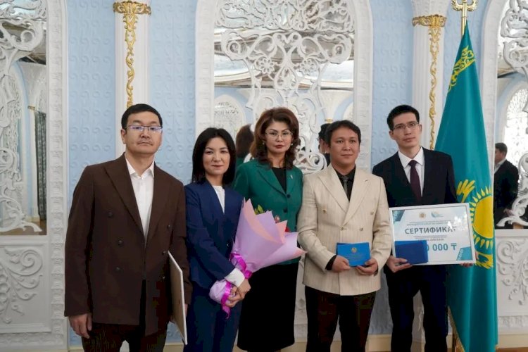 Алматыда Президенттік әдеби сыйлық тапсырылды