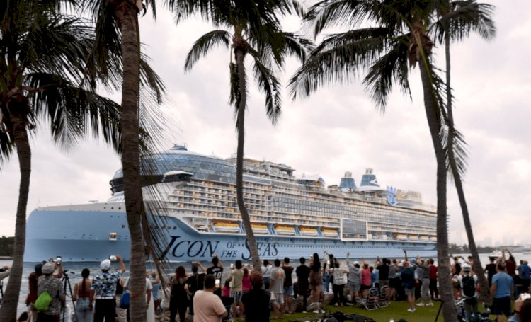 Әлемдегі ең үлкен кеменің саяхатқа шығуы экологтарды алаңдатып отыр