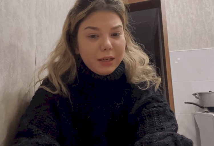 Құтқарушы қызының көз жасы...