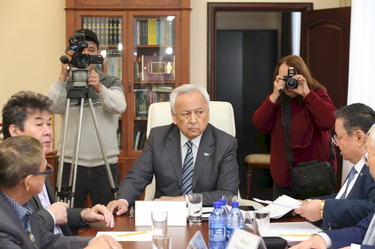 Ұлттық идеологияны әркім әр тараптан іздейді