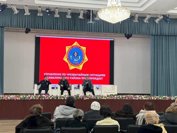 Жер сілкінісі кезінде жоғарғы қабаттардың тұрғындарына қалай әрекет ету керек?