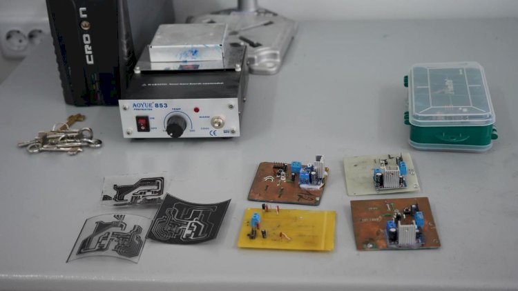 Музыкалық шығармалар автоматты түрде ойнайды