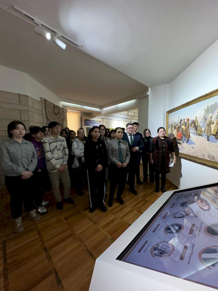 «Сандық әлемдегі қылқалам құдіреті»