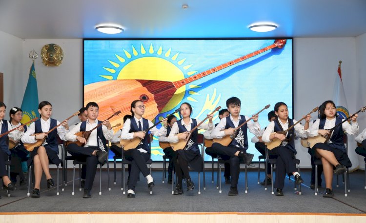 «Күй күмбірі» Алматы аспанын кернеді