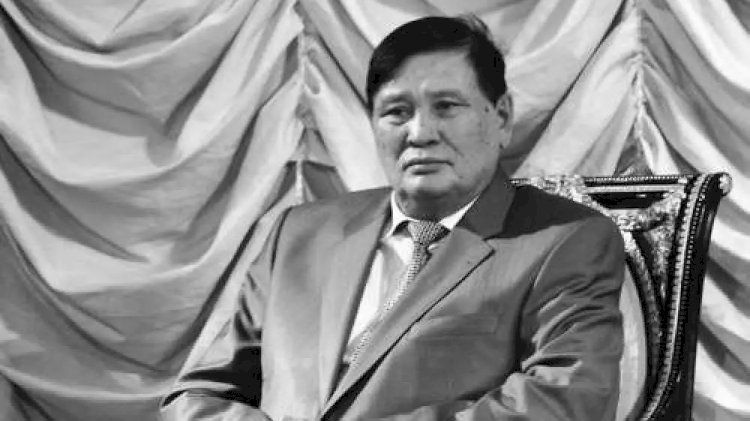 Президент жазушы Сәбит Досановтың жақындарына көңіл айтты