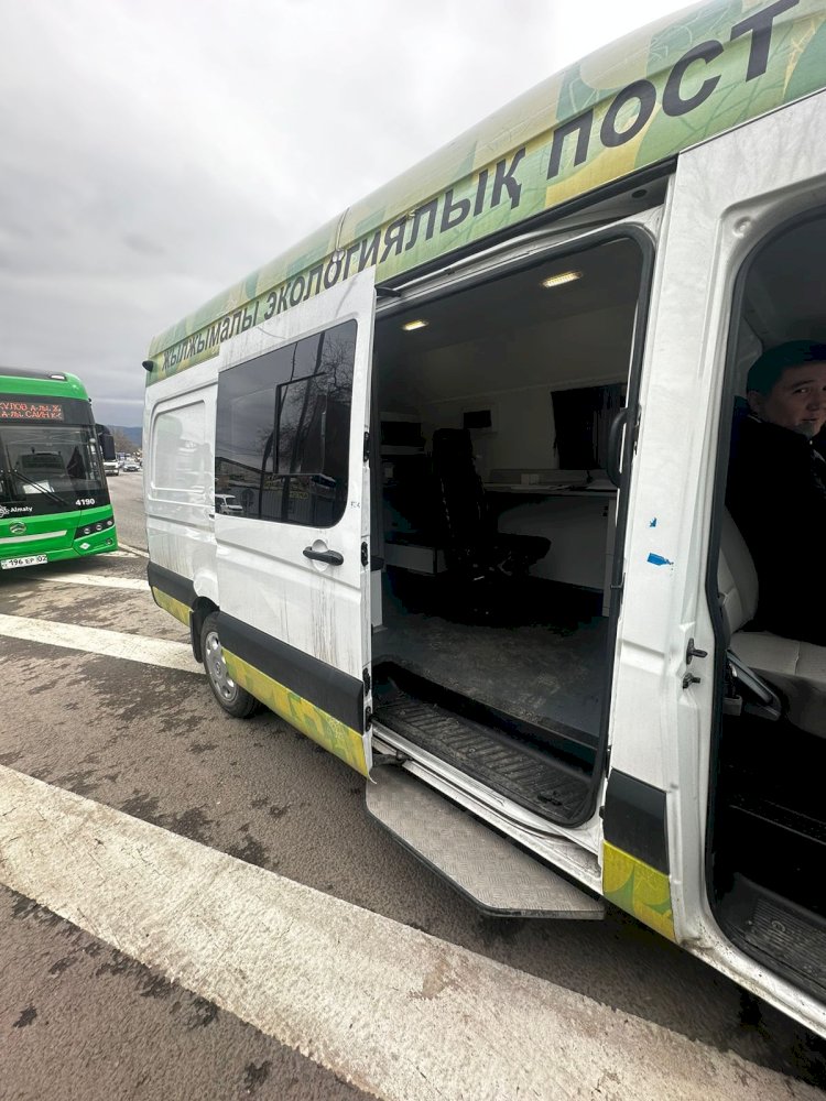 Алматыда автокөліктерден шығатын улы газ бен түтінін тексеру бойынша рейд жүргізілуде