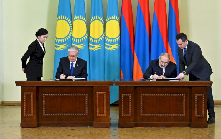 Мемлекет басшысы мен Никол Пашинян бірлескен мәлімдемеге қол қойды