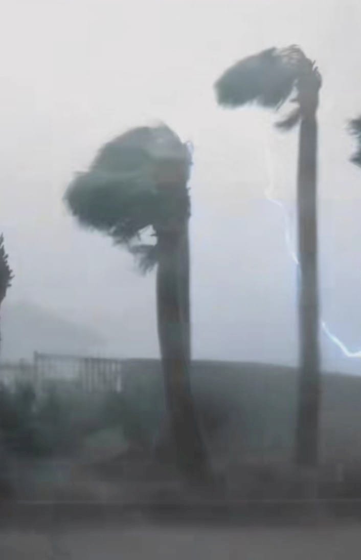 Дубайдағы дауыл 20 адамның өмірін жалмады