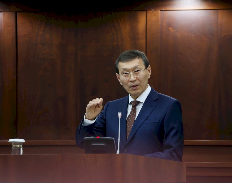 «Қазақстанның сайлау жүйесін дамытудың өзекті трендтері»: Көшбасшылық дәріс