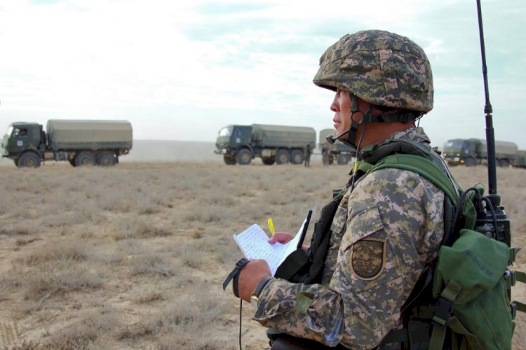 21 сәуір – Құрлық әскерлерінің құрылған күні