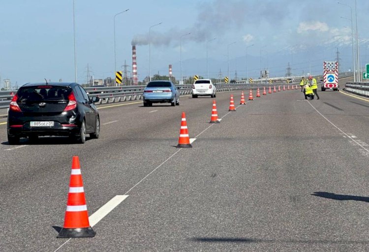 Үлкен Алматы айналма автожолының кейбір жолақтарында қозғалысты уақытша шектеу енгізіледі