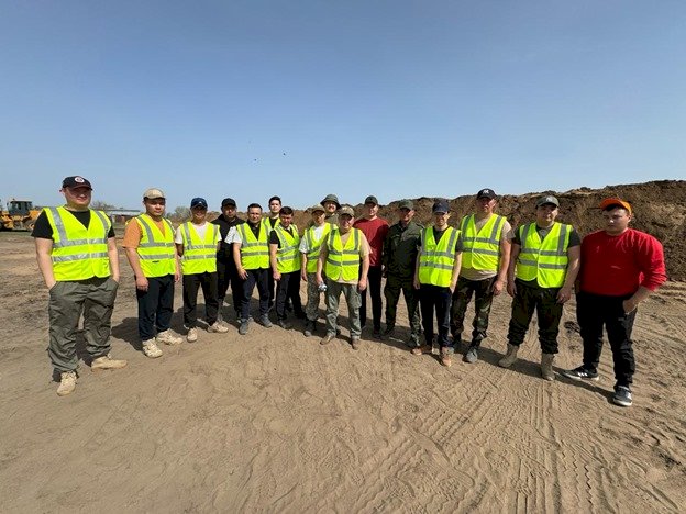 Біріксек кез келген қиындықты жеңе аламыз!