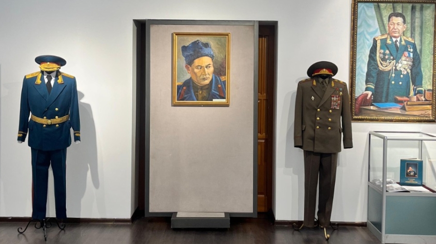 Рақымжан Қошқарбаевтың 100-жылдығына арналған көрме ашылды