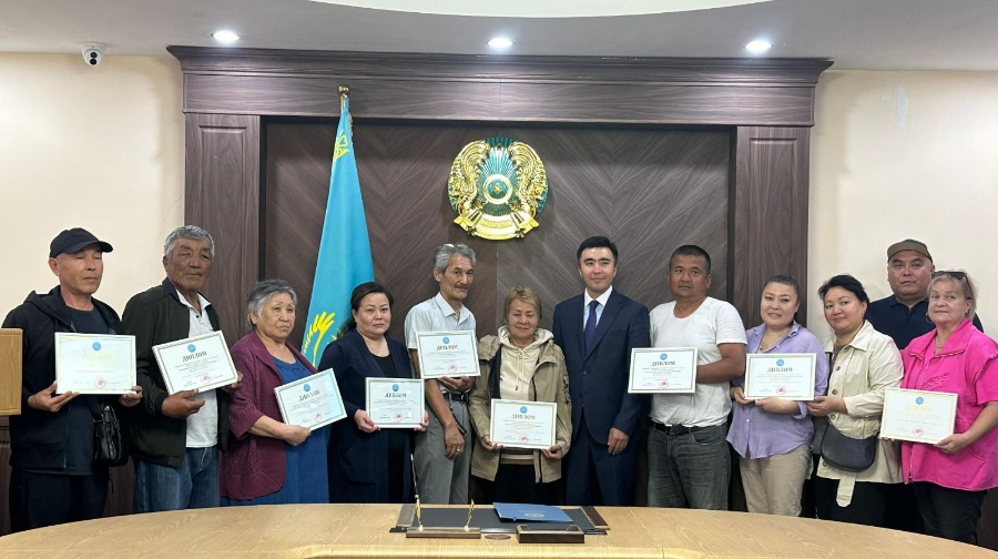 Алматыда үздік аула сыпырушы, үздік аула, үздік жасыл желек отырғызушы байқауының қорытындысы шығарылды
