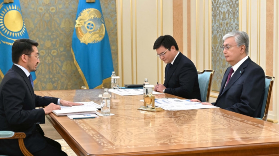 Президент Жаслан Мәдиевті қабылдады