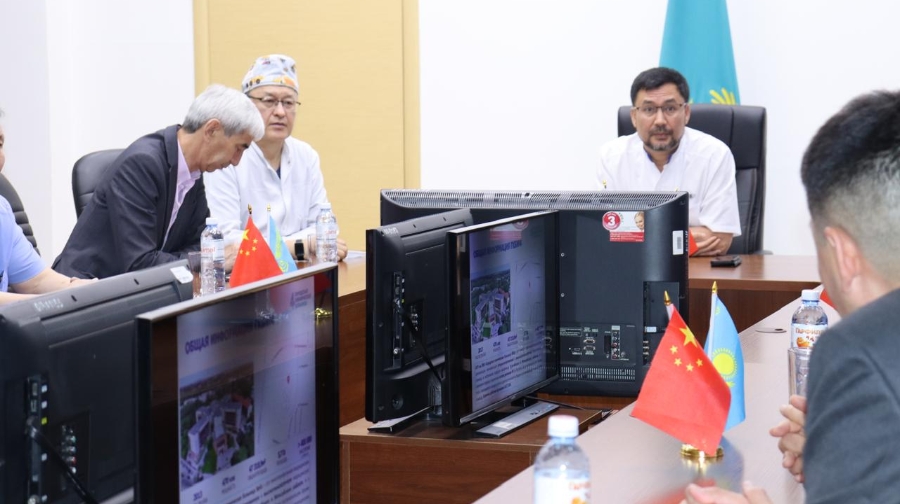 Алматыда Қазақстан мен Қытай дәрігерлері инновациялар мен травматологияда жасанды интеллектті қолдану мәселелерін талқылады