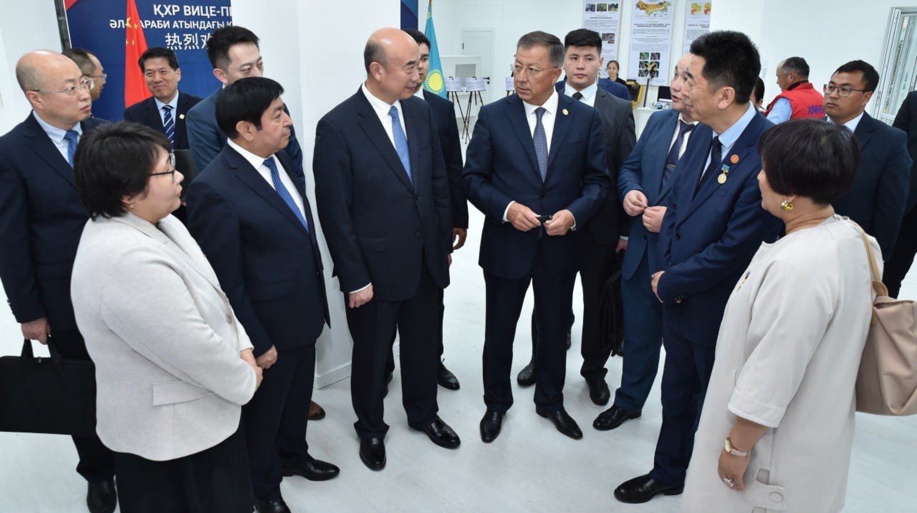 ҚазҰУ-ға ҚХР мемлекеттік кеңесінің вице-премьері жұмыс сапарымен келді