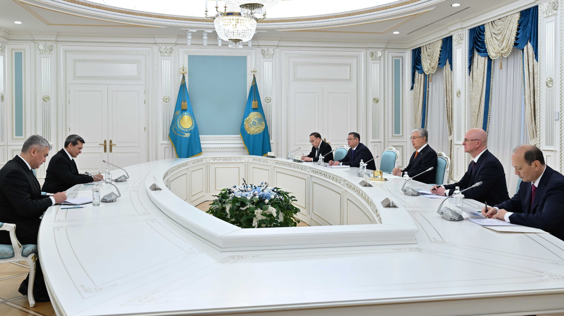 Мемлекет басшысы Түрікменстанның Сыртқы істер министрін қабылдады